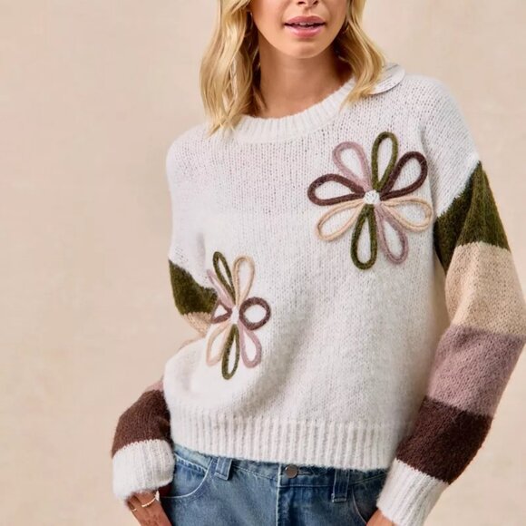 BiBi Flower Color Block Sweater - Picture 7 of 11